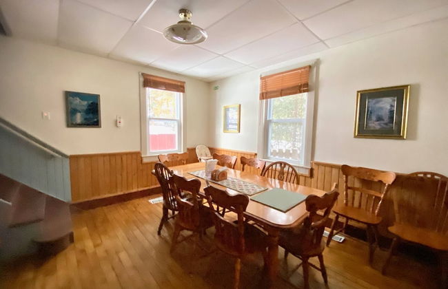 4 Bedroom Cottage On Manitoulin Island - Next to Sandy Beach! - Foto 9