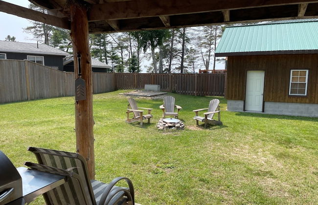 4 Bedroom Cottage On Manitoulin Island - Next to Sandy Beach! - Foto 27