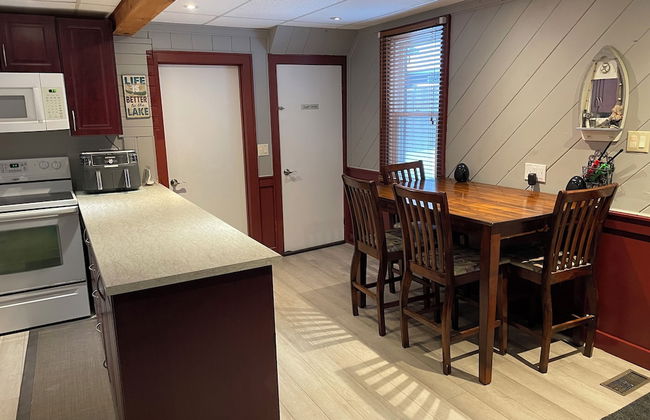 4 Bedroom Cottage On Manitoulin Island - Next to Sandy Beach! - Foto 19