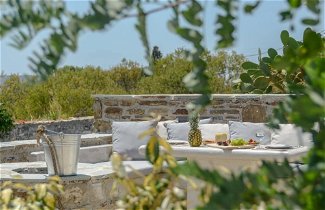 Foto 1 - Villa Anthemion Naxos With Outdoor Jacuzzi