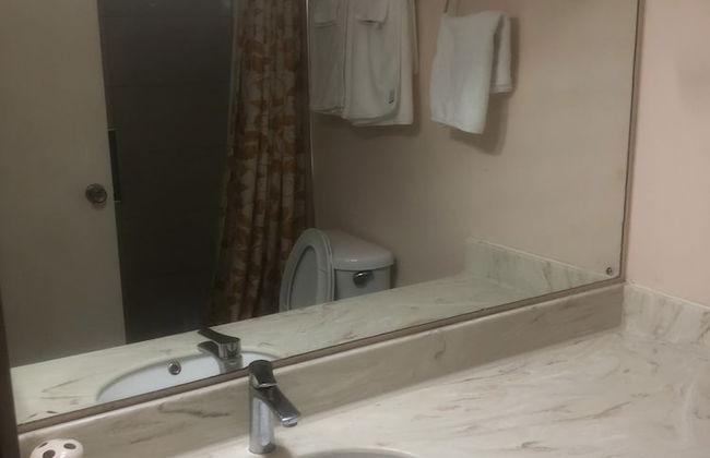 Finest Accommodation Renfrew Place - Photo 29