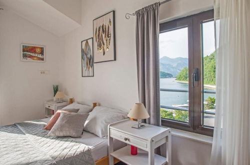 Foto 9 - Studio Flat With View Near Beach in Tivat