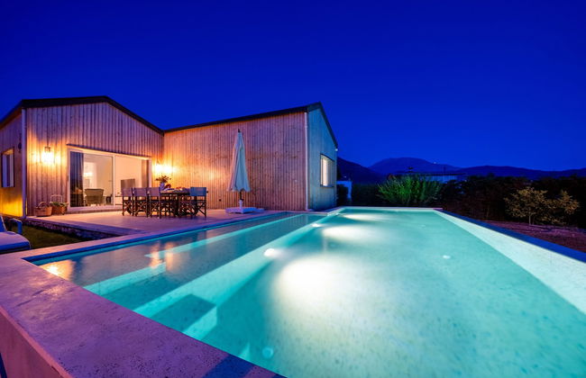 Jaden Farm House - Photo 22