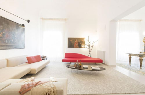 Photo 5 - Luxury Gattopardo Apartment by Lago Design