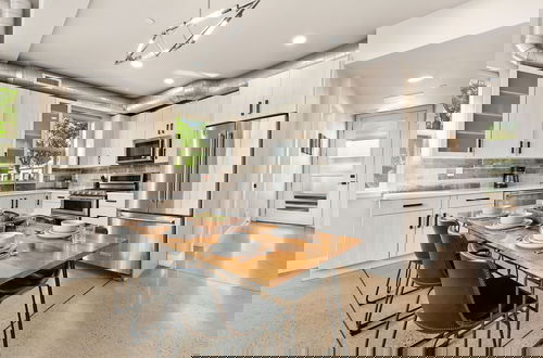 Foto 5 - Old Town Modern New Build: Rftp Spa W/ Mtn Views!