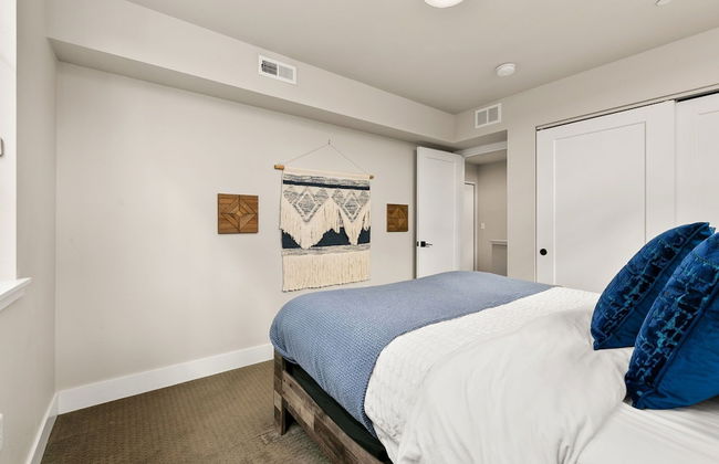 Old Town Modern New Build: Rftp Spa W/ Mtn Views! - Foto 4