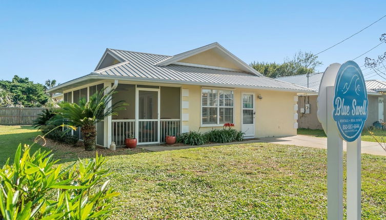 Foto 1 - Contemporary Bungalow / West End PCB / Available Now! / Perfect for Family