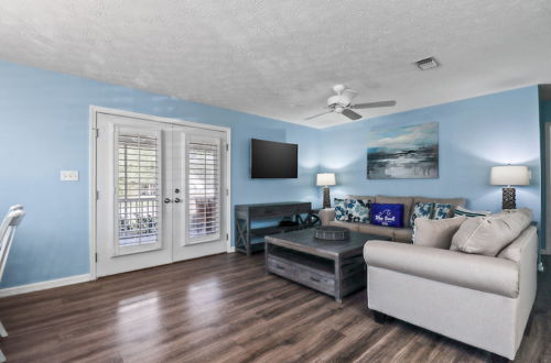 Photo 9 - Contemporary Bungalow / West End PCB / Available Now! / Perfect for Family