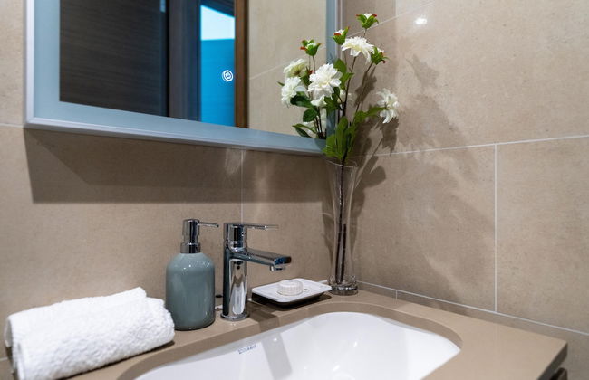 Whitesage - Elegant Apartment With Unobstructed City Views - Foto 19