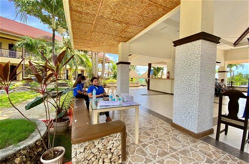 Photo 38 - azure camotes resort hotel