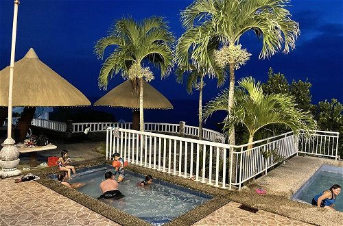 Photo 29 - azure camotes resort hotel