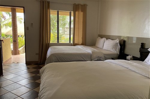 Photo 13 - azure camotes resort hotel