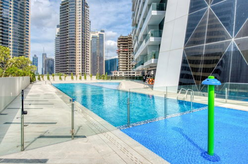 Photo 18 - Luxury Studio w Burj Khalifa Vw in Business Bay