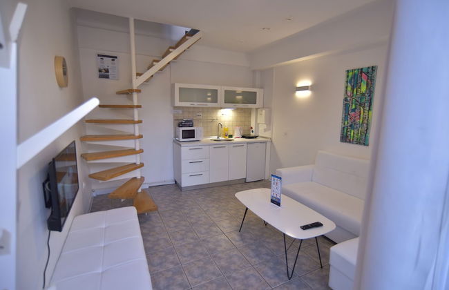 Aloha Luxury Apartments - Foto 25