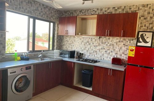 Photo 7 - Captivating 2-bed Ensuite Apartment in Accra
