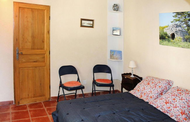 Holiday Home in Revest With Garden - Foto 3