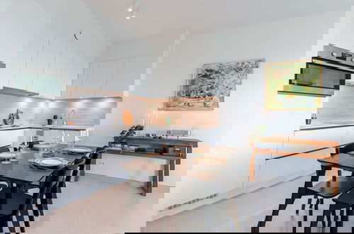 Foto 40 - Brand new Apartment With Terrace in Sky Garden