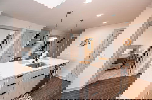 Photo 10 - 1 Bedroom Apartment in Uptown Charlotte