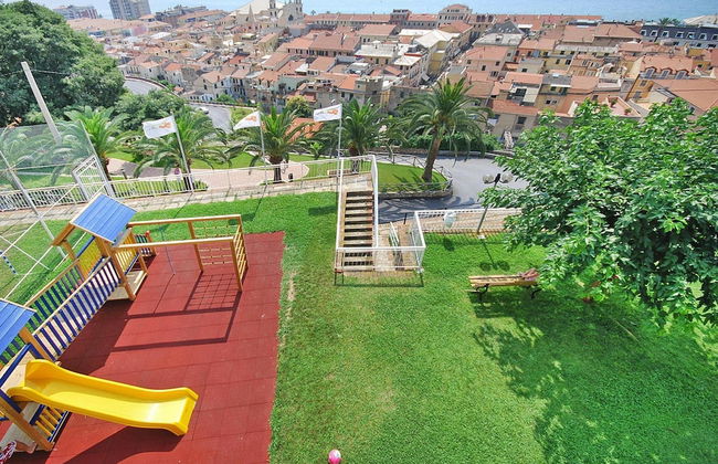 Holiday Flat in Pretty Residence With Communal Pool in Pietra Ligure - Foto 17