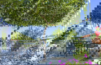Foto 1 - Apartments Vesela - Comfort One Bedroom Apartment With Balcony and Sea View