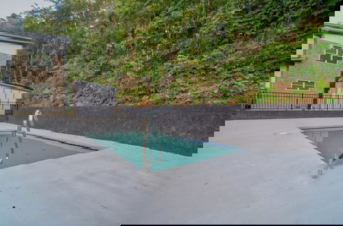 Photo 46 - Brand New 4 4 Minutes to Dollywood Hot Tub