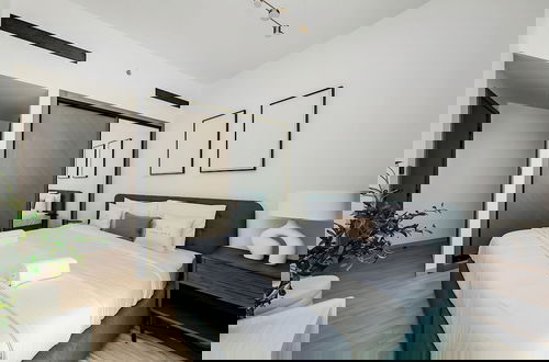 Foto 2 - Stylish 1BR at Binghatti Corner JVC