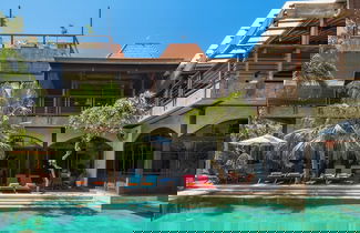 Foto 1 - NicoNico Mansion by Villa Finder