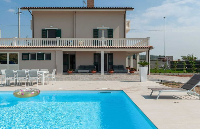 Belvilla by OYO Villa Intera 12 Pax - Foto 27