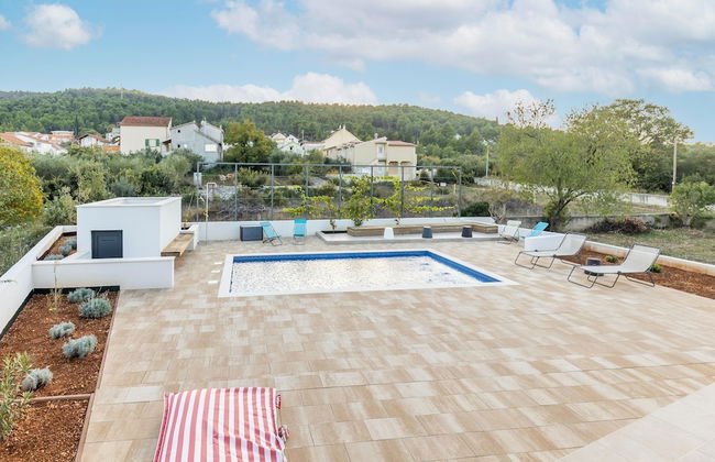 Holiday Home in Bilice With Pool - Foto 30