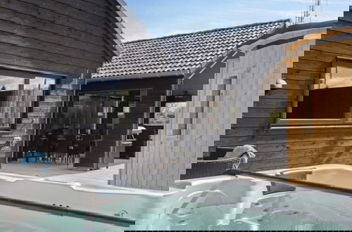 Foto 7 - 5 Star Holiday Home in Dronningmolle
