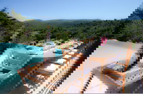 Foto 54 - Luxury Villa in Provence With a Private Pool