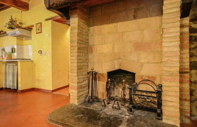 Stunning Holiday Home in Umbria With Jacuzzi - Foto 37