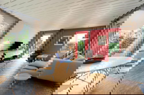 Photo 12 - Light and Quiet Chalet With Beautiful Terrace Near Historic Goedereede