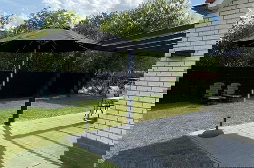 Foto 29 - Holiday Home With Veranda
