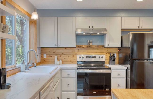 Royal Canoe by Avantstay Walk to the Shore + Private Yard - Foto 13