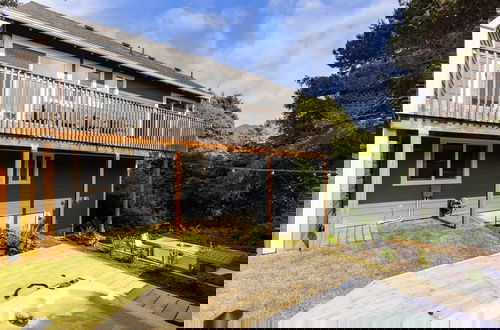 Foto 44 - Royal Canoe by Avantstay Walk to the Shore + Private Yard