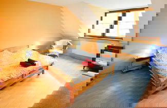 Foto 3 - Comfortable Holiday Villa, Private Garden