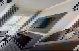 Foto 2 - Deluxe Apartment Near the Sea