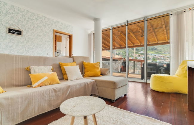 Alfa I in Machico With 2 Bedrooms and 2 Bathrooms - Foto 1
