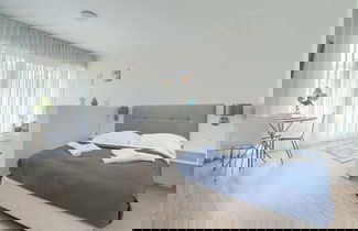 Foto 2 - Comfortable Apartment Close to the Beach