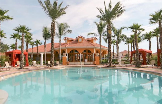 Large Spacious Home w Private Pool Hot Tub - Foto 48