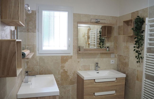 Holiday Home Near Pont du Gard & Vineyards - Photo 14