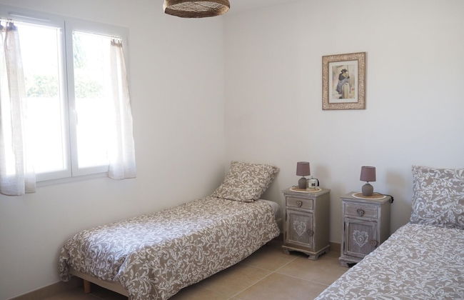 Holiday Home Near Pont du Gard & Vineyards - Photo 5