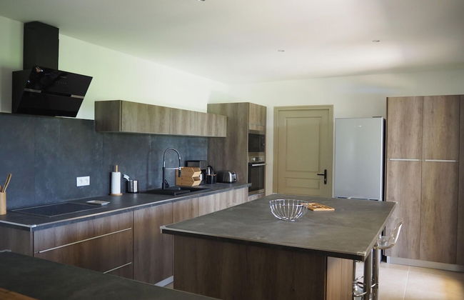 Holiday Home Near Pont du Gard & Vineyards - Photo 10