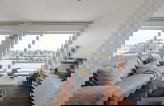 Foto 1 - Bright Studio Just Steps From the Beach