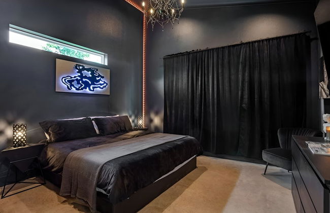 Heated Pool Haven w Hot Tub Downtown 3 mi - Foto 17