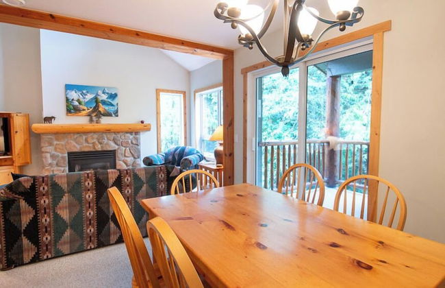Stone Creek Chalet by Fernie Lodging CO - Foto 12