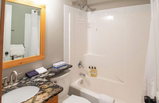 Stone Creek Chalet by Fernie Lodging CO - Foto 28