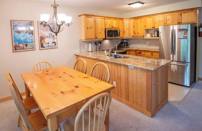 Stone Creek Chalet by Fernie Lodging CO - Foto 11