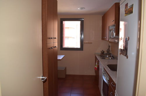 Foto 11 - Acogedor Apartamento con Piscina Comunitaria Marina Sant Jordi